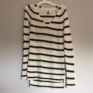 Old Navy Stripped Sweater